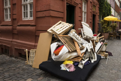 Bulk rubbish in the street